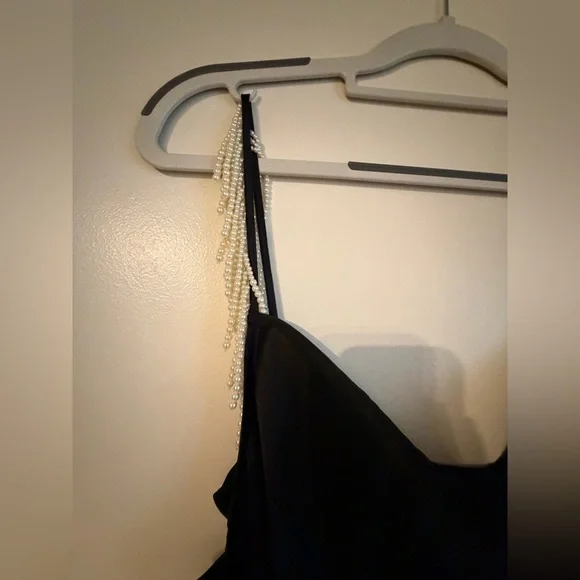 FLEUR DU MAL COWL NECK SLIP WITH PEARL TASSELS - Picture 5 of 8